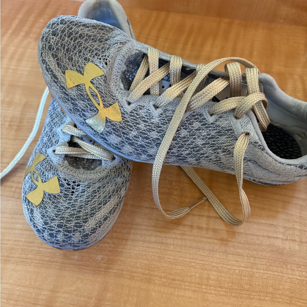 Under Armour Kids' Track Spikes in Gray and Gold